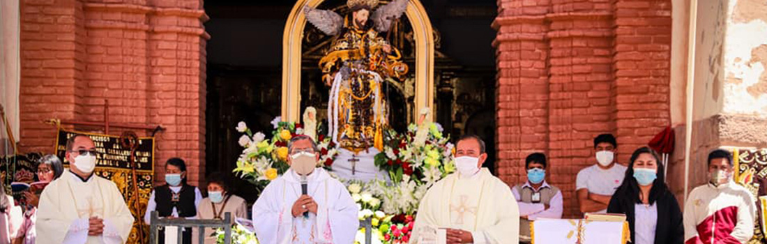 ARZOBISPO DEL CUSCO CELEBRÓ MISA EN HONOR A SAN FRANCISCO DE ASÍS