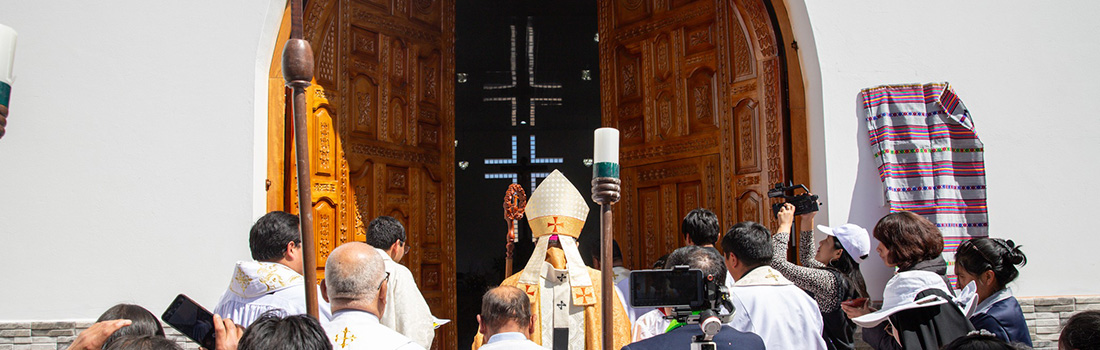 Arzobispo del Cusco preside la Solemne Ceremonia de Consagración e Inauguración del Nuevo Templo Mayor en Ancahuasi