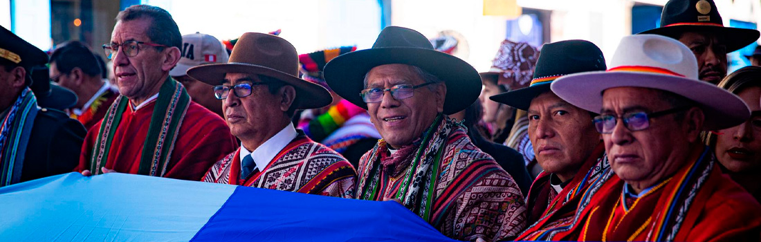 Arzobispo Metropolitano del Cusco, participó en el Paseo de la Bandera y Ceremonia de Izamiento del Pabellón Nacional