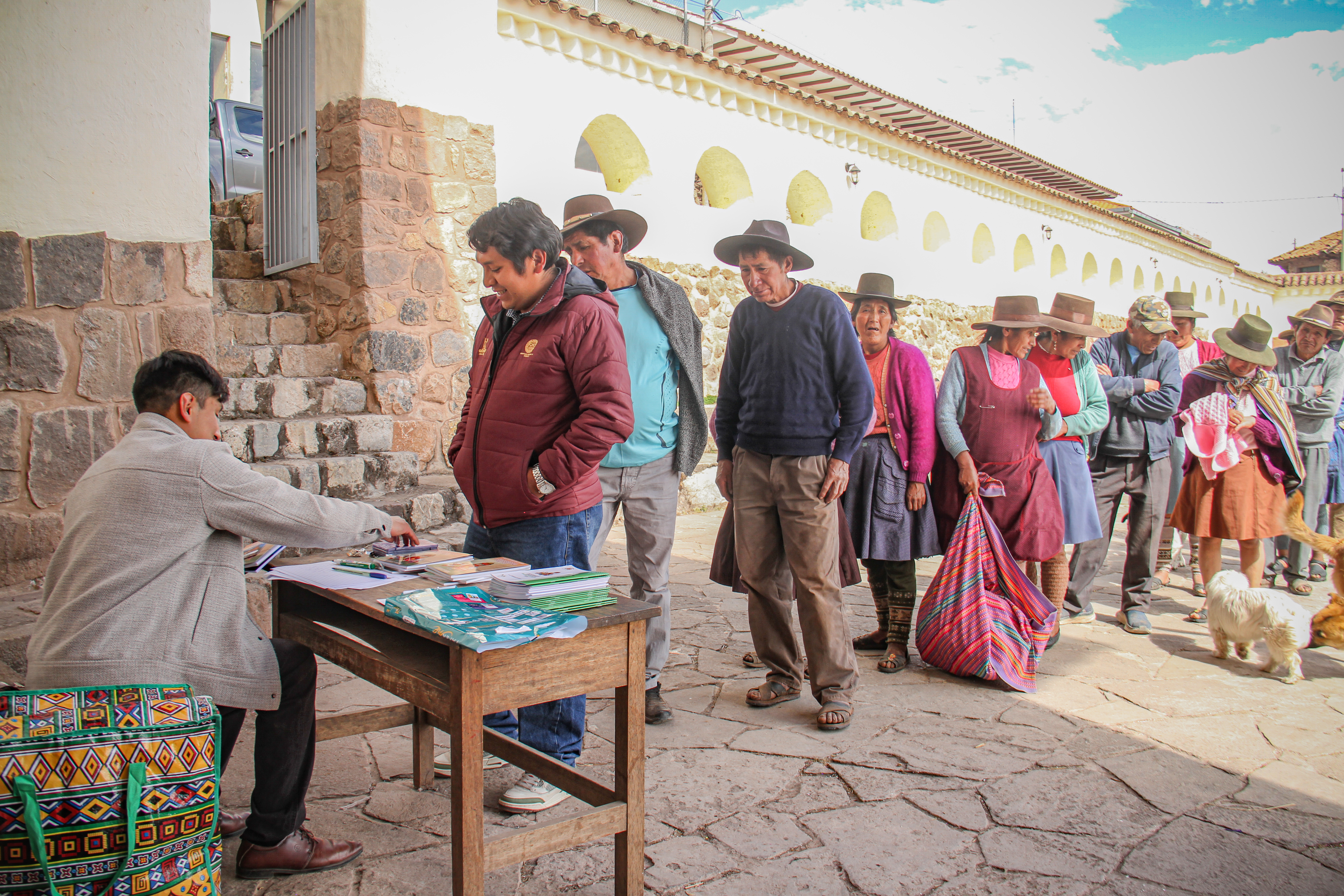 COMUNIDAD PARROQUIAL SAN PEDRO APOSTOL DE PACCARETAMBO VIVIÓ CON ALEGRÍA Y ESPÍRITU DE COMUNIÓN SU ASAMBLEA SINODAL