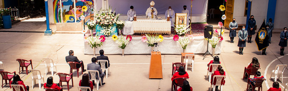 OBISPO AUXILIAR DEL CUSCO PRESIDIÓ MISA POR EL 53° ANIVERSARIO DE LA I.E. NUESTRA SEÑORA DE FÁTIMA