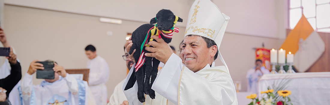 Arzobispo del Cusco participó en solemne ceremonia de toma de posesión de Mons. Wilder Vázquez OSA. como nuevo Obispo de la Prelatura de Chuquibambilla