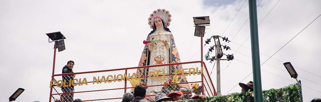 Sagrada Imagen de Santa Rosa de Lima fue colocada en importante mirador del Cusco