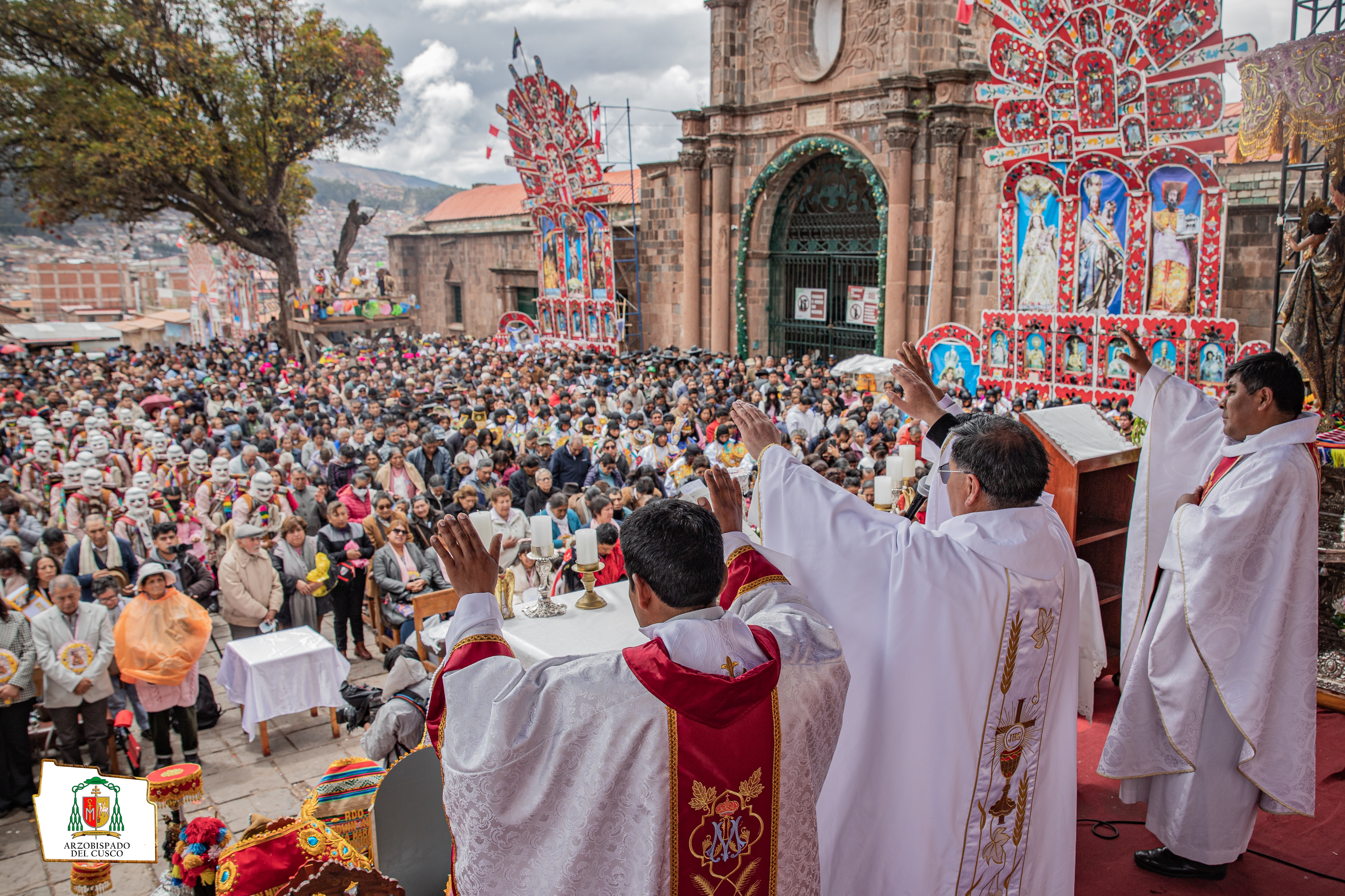 SANTA MISA EN HONOR A LA VENERADA IMAGEN DE LA VIRGEN NATIVIDAD DE LA ALMUDENA CONGREGÓ NUMEROSOS FIELES