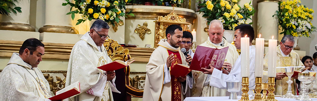 Visita del Nuncio Apostólico y ordenación Sacerdotal en la Diócesis de Sicuani